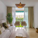 apartamento vacacional tres dormitorio terraza (5) living4malaga apartamentos turisticos malaga centro